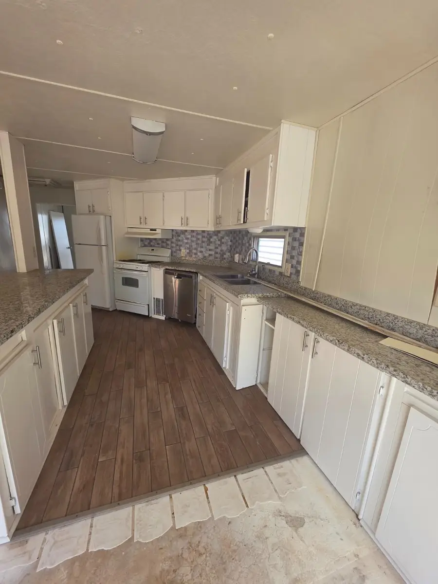 801 Schipper St #25, Arvin, CA 93203 - #3