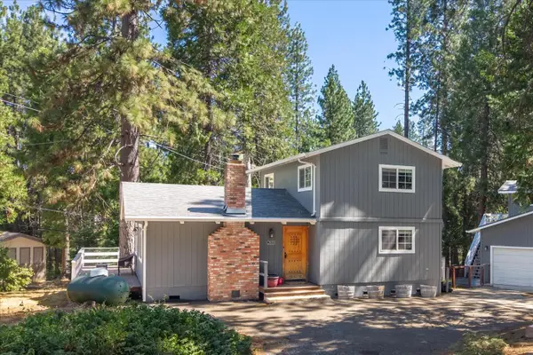 2870 Quartz Drive, Arnold, CA 95223