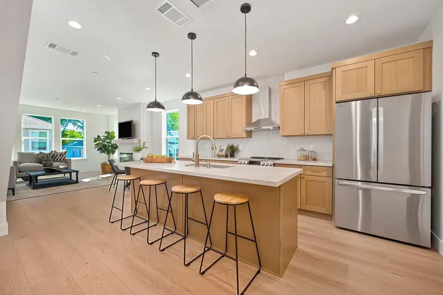 1216 Uptown Alley, Sacramento, CA 95818 - #3