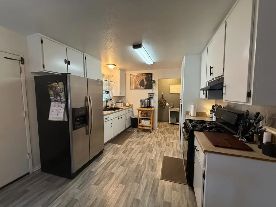 1971 Madera Avenue, Dos Palos, CA 93620 - #2