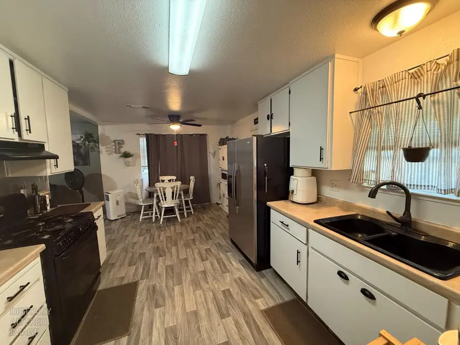 1971 Madera Avenue, Dos Palos, CA 93620 - #3