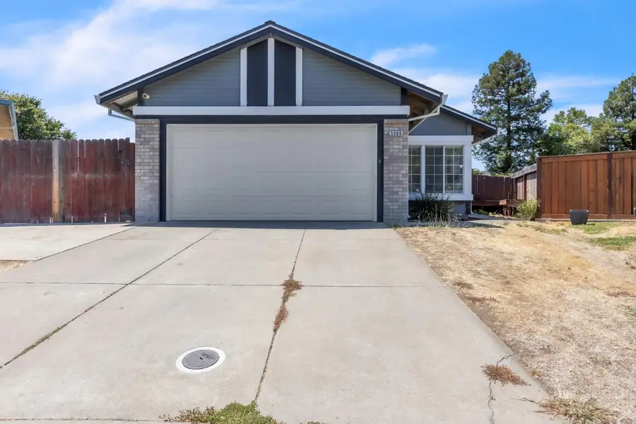5300 Blue Sapphire Court, Elk Grove, CA 95758 - #2