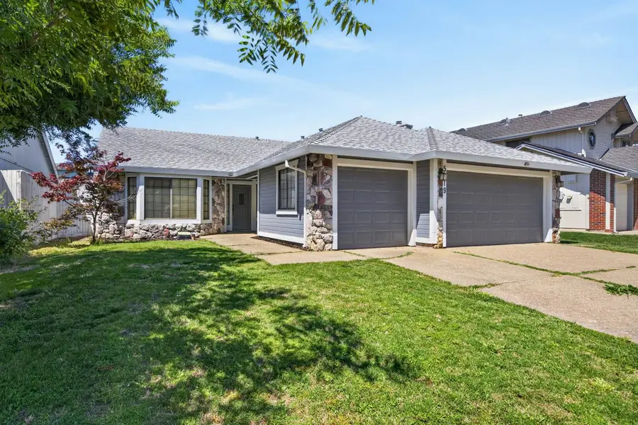 5119 Stoneglen Way, Elk Grove, CA 95758 - #2