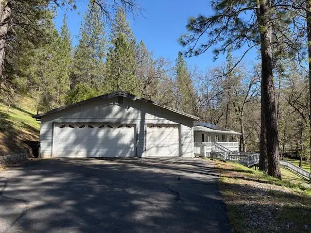 6098 Quartz Mine Road, Mountain Ranch, CA 95246 - #1