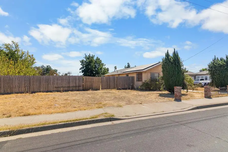 3630 Nevada Avenue, Riverbank, CA 95367 - #3
