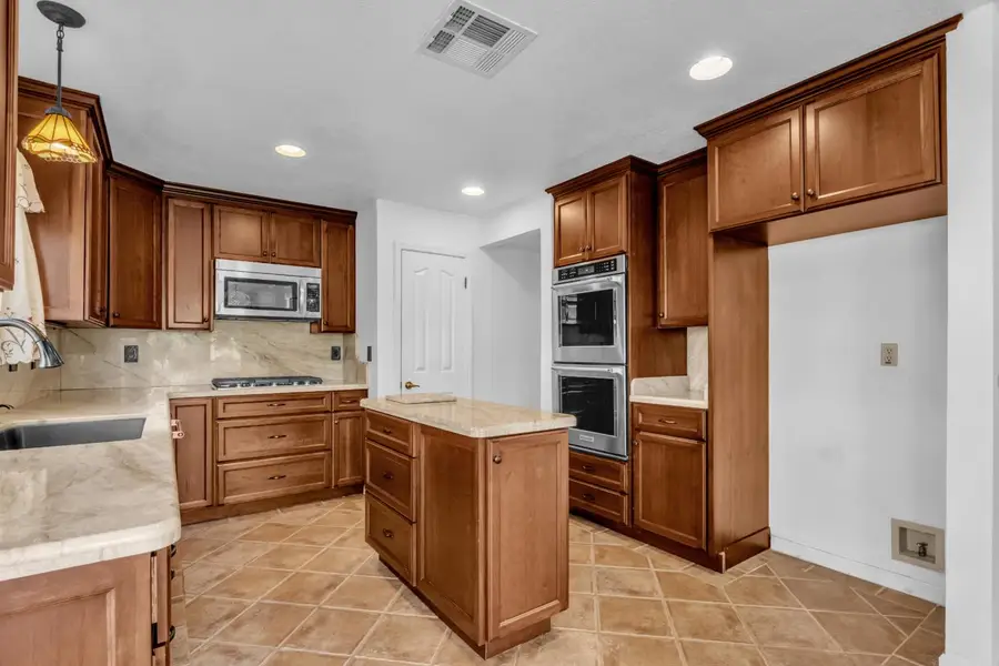 9350 Framington Way, Elk Grove, CA 95758 - #3