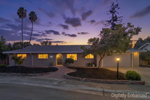 9101 Plaza Park Drive, Elk Grove, CA 95624