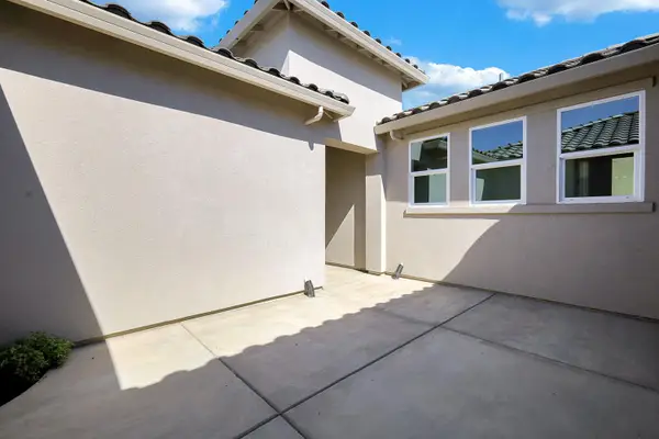 1123 Royo Ranchero, Yuba City, CA 95993