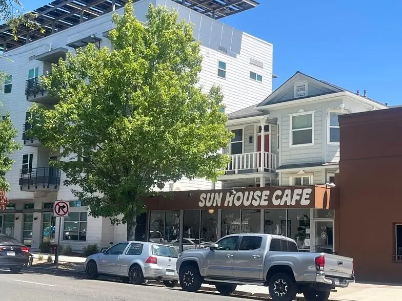 609 16th Street, Sacramento, CA 95814 - #2