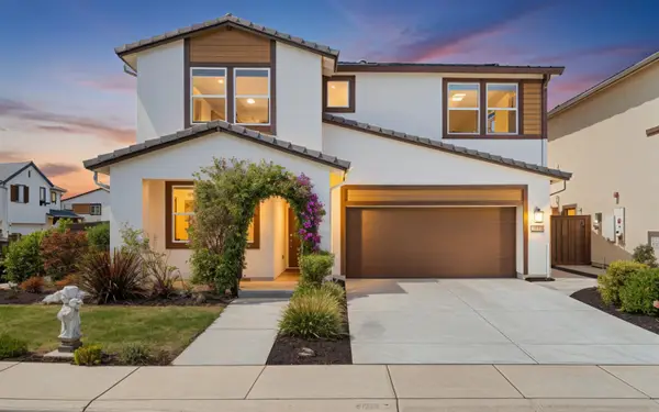10090 Swordfish Circle, Elk Grove, CA 95757