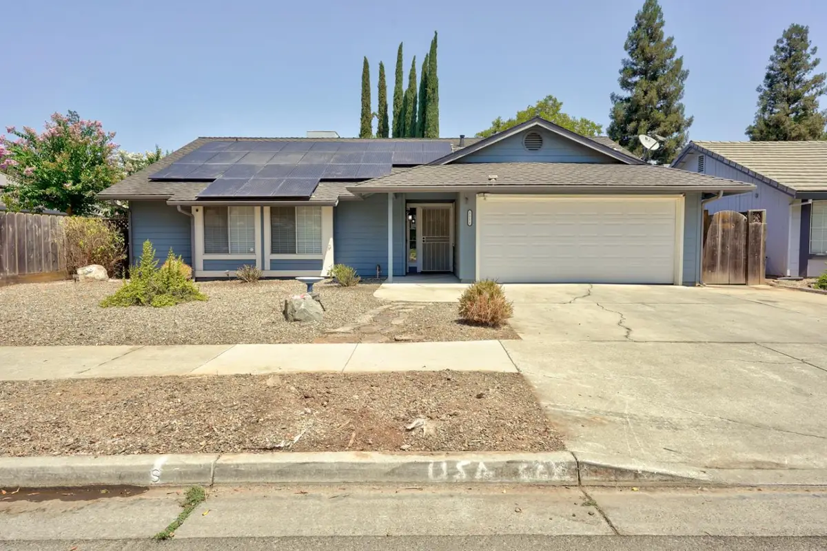 1111 E Donna Drive, Merced, CA 95340 - #1