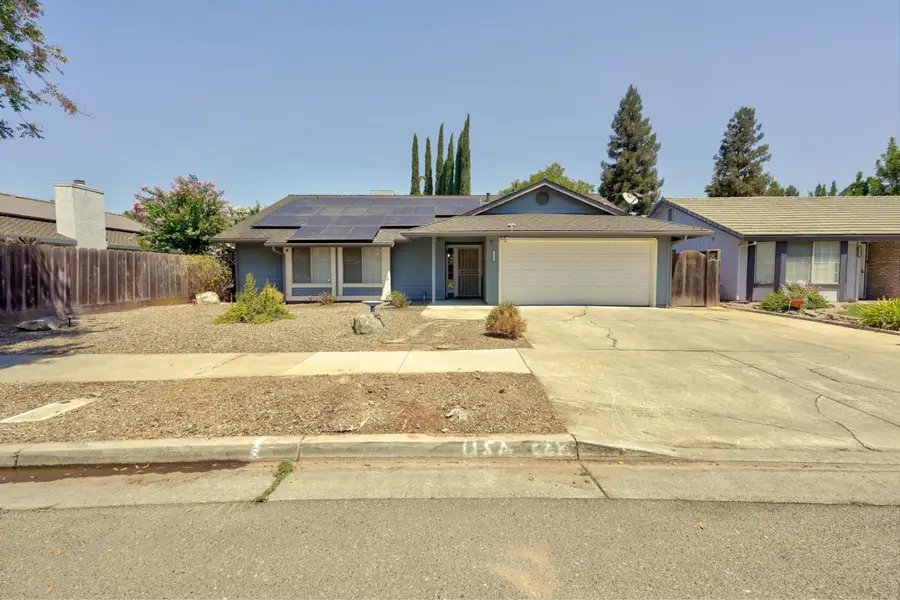 1111 E Donna Drive, Merced, CA 95340 - #2