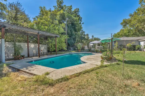 7737 Old Auburn Road, Citrus Heights, CA 95610