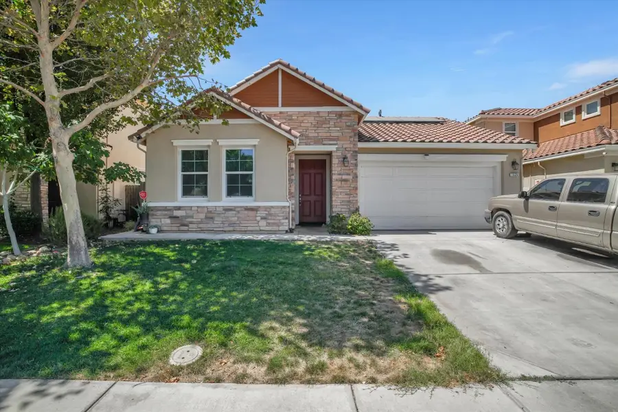 1525 Mayweed Dr, Los Banos, CA 93635 - #3