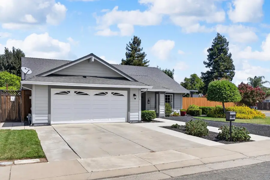 1125 Centre Court Drive, Tracy, CA 95376 - #2