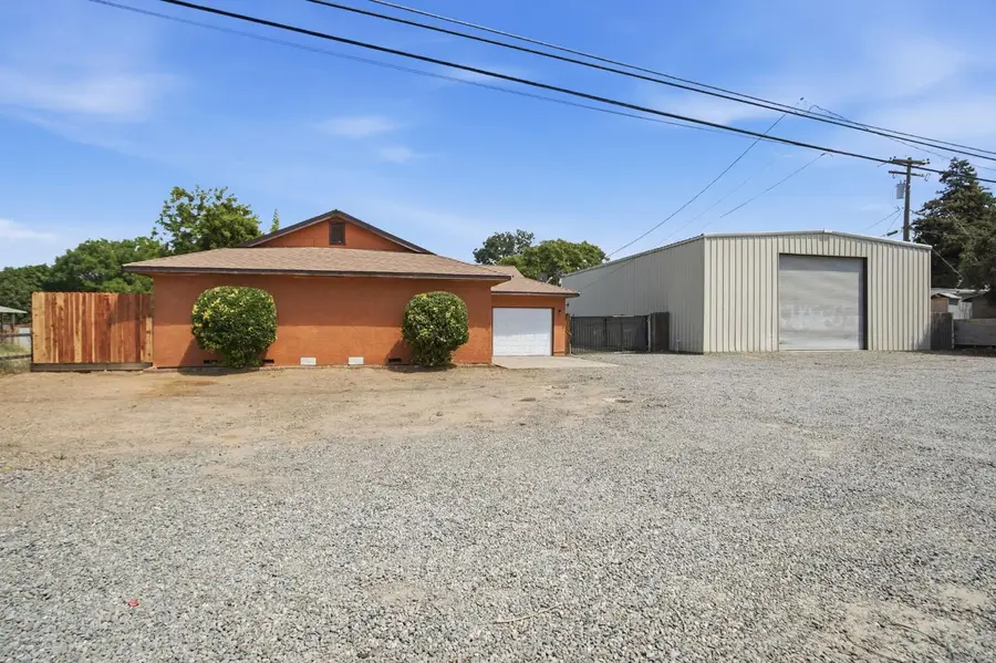 636 Santa Fe, Empire, CA 95319 - #3