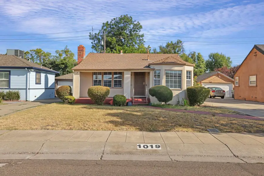 1019 S Country Club Boulevard, Stockton, CA 95204 - #2