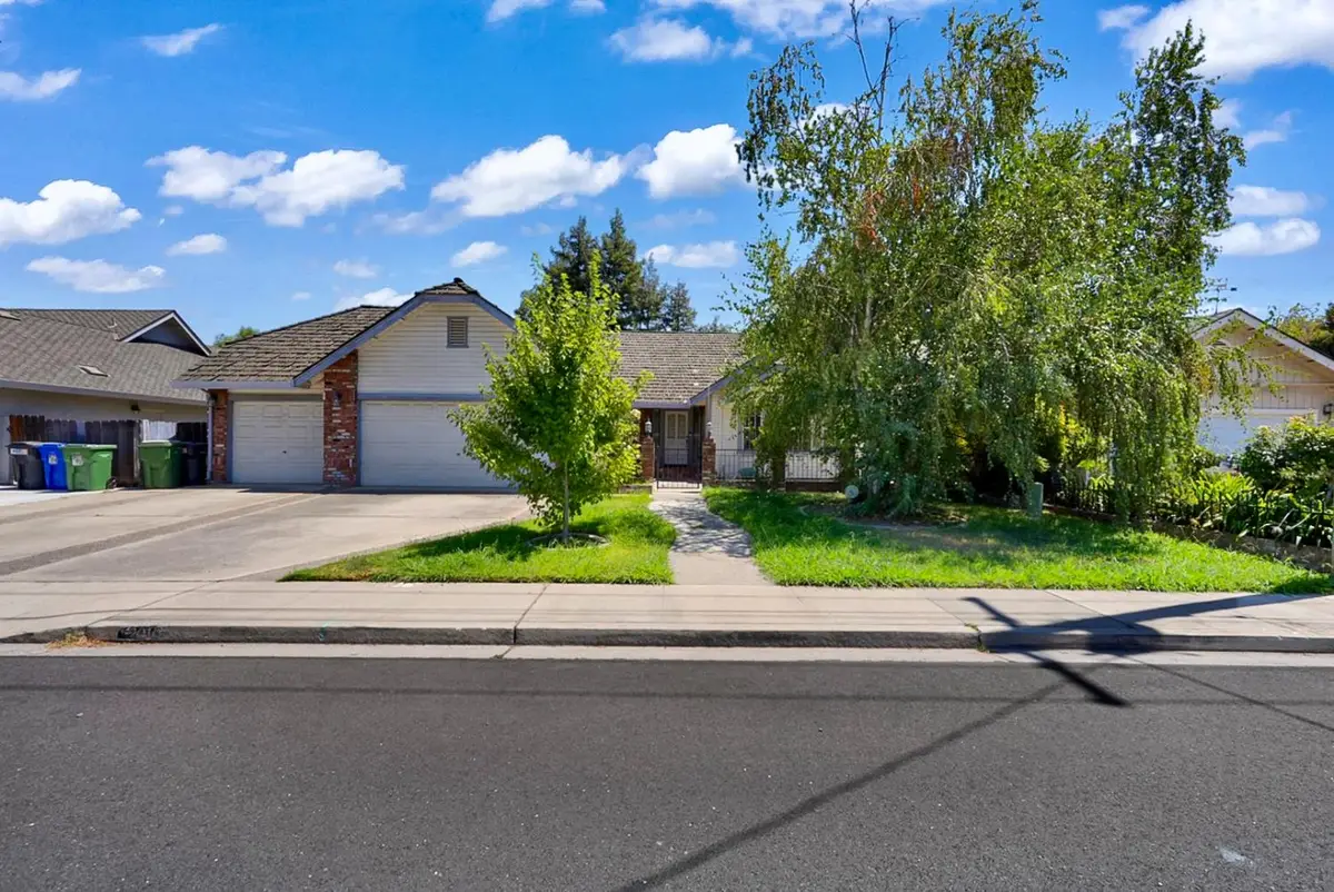 2010 N Quincy Road, Turlock, CA 95382 - #1