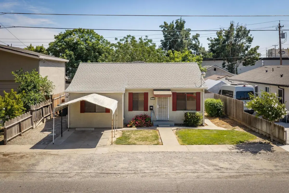 1325 Roosevelt Avenue, Escalon, CA 95320 - #1
