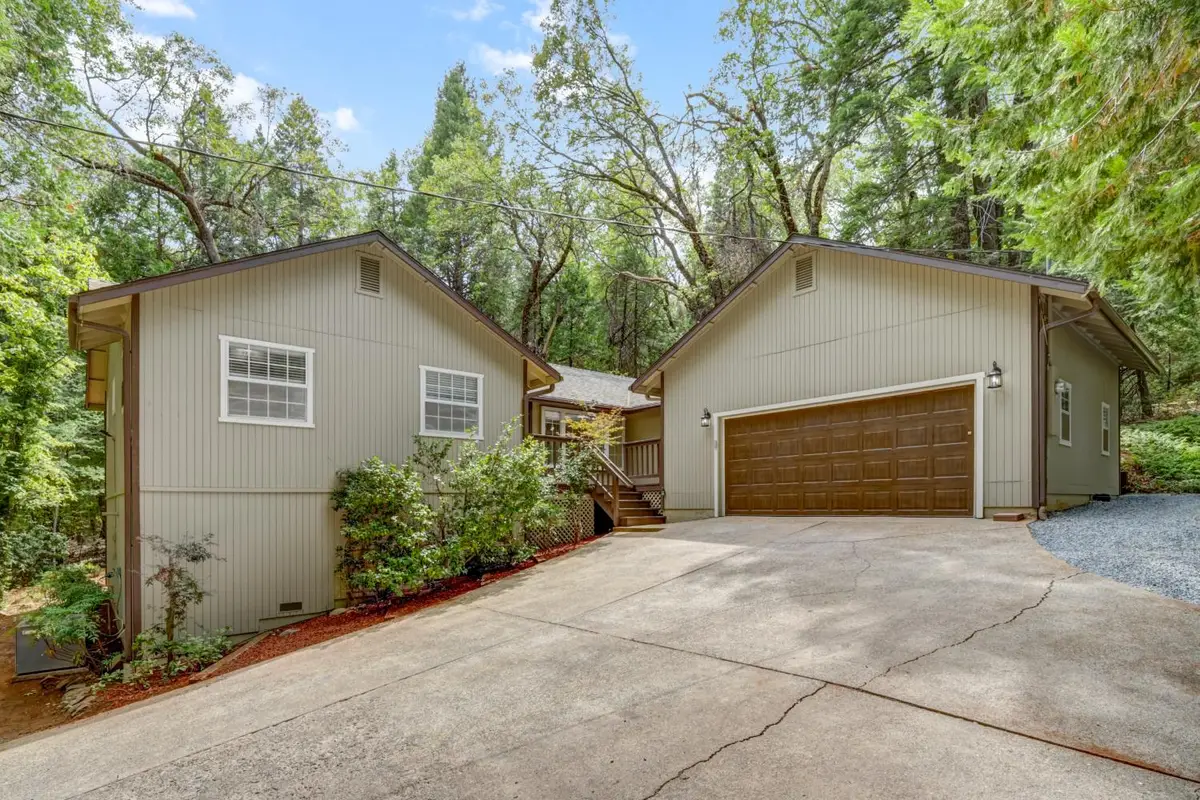4610 Wandering Way, Camino, CA 95709 - #1