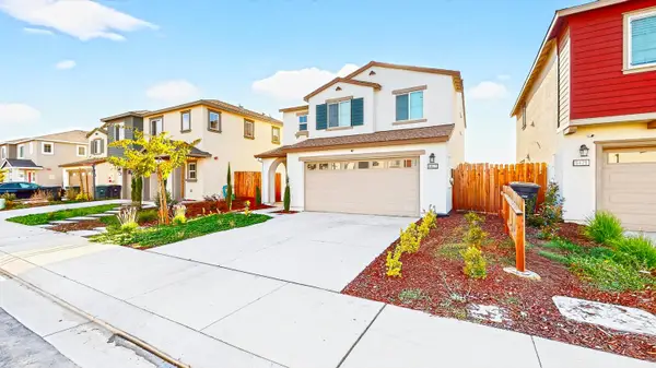 6421 Maple Leaf Lane, Riverbank, CA 95367