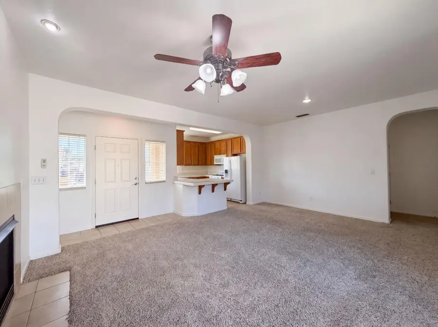 431 Summer Garden Way, Sacramento, CA 95833 - #3