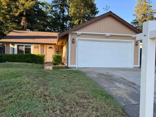 7213 La Tour, Sacramento, CA 95842 - #2