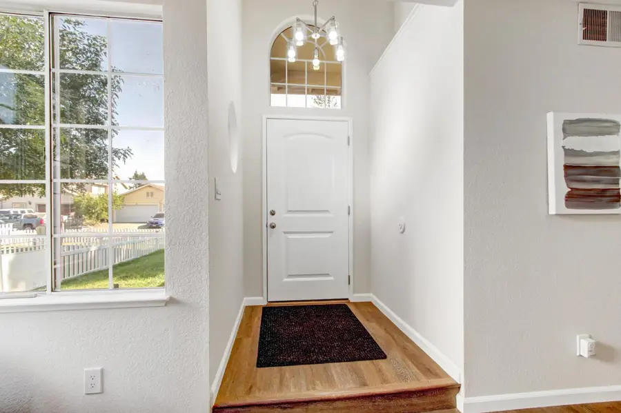 1407 Hoover Drive, Woodland, CA 95776 - #3