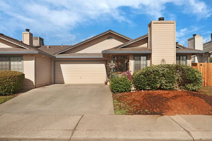 359 Barrington Way, Lodi, CA 95240 - #2