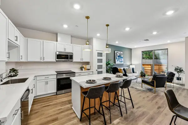 2055 Freya Walk, Sacramento, CA 95835