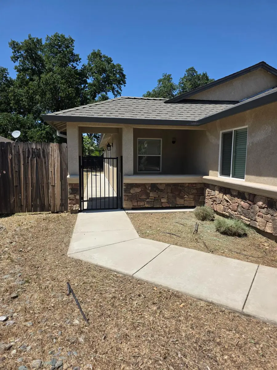 1730 School Street, Anderson, CA 96007 - #3