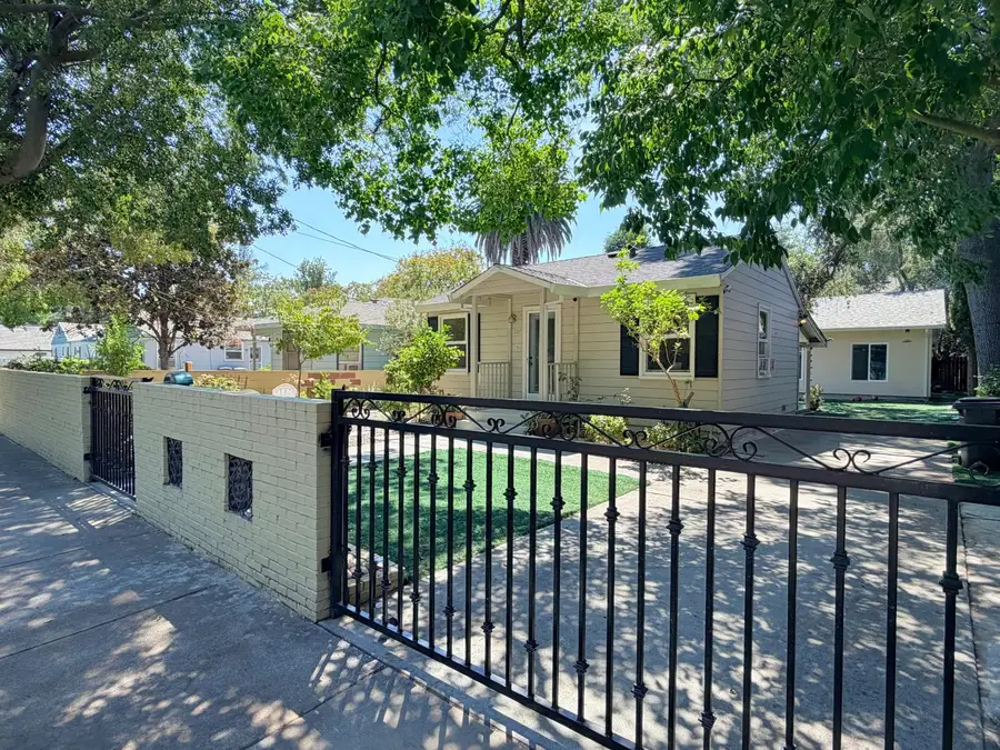 327 J Street, Davis, CA 95616 - #2