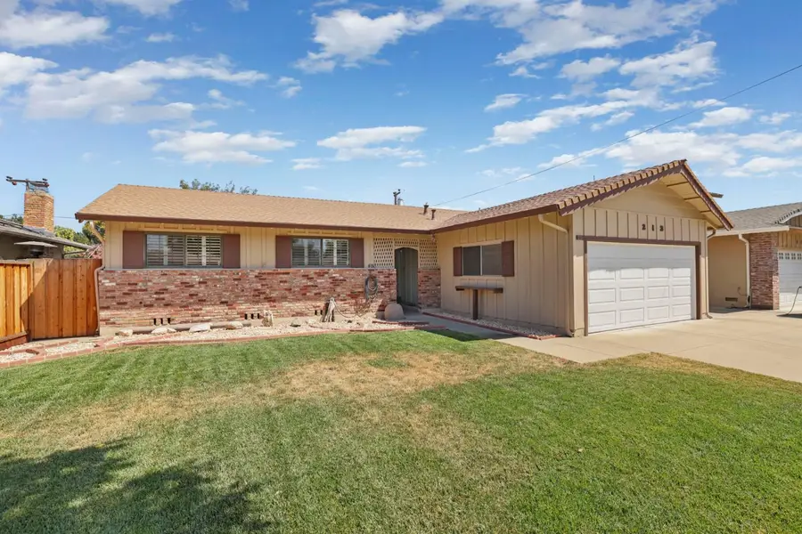 213 Granada Way, Tracy, CA 95376 - #3