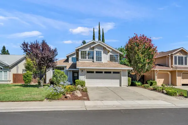 2220 Thurton Drive, Roseville, CA 95747
