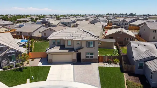 1856 Morro Court, Los Banos, CA 93635