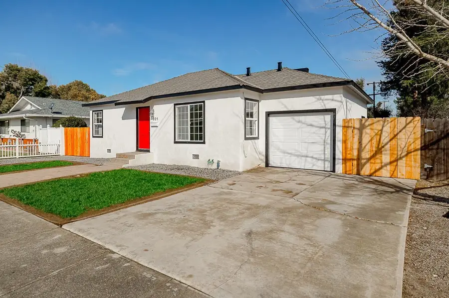 921 W 4th Street, Ripon, CA 95366 - #2