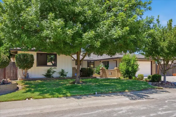 6820 Arabella Way, Sacramento, CA 95831