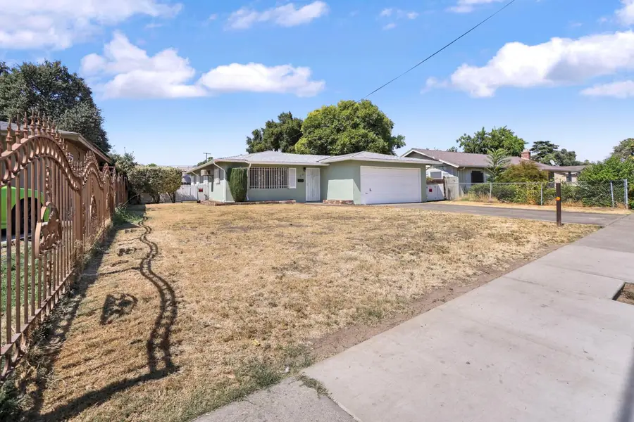 2387 E Fremont Street, Stockton, CA 95205 - #2