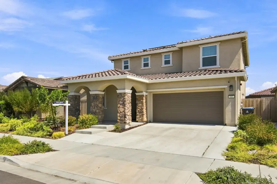 547 Estancia Street, Lathrop, CA 95330 - #3