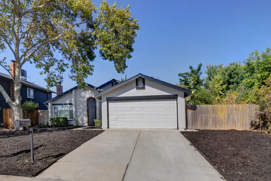 3713 Contempo Drive, Sacramento, CA 95826 - #3
