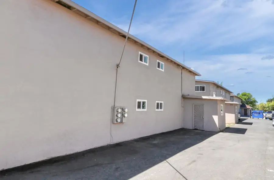 3355 Lerwick Road, Sacramento, CA 95821 - #2