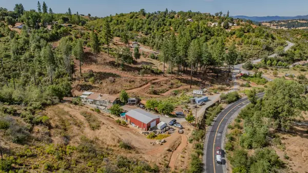 9307 Sun Road, Mountain Ranch, CA 95246