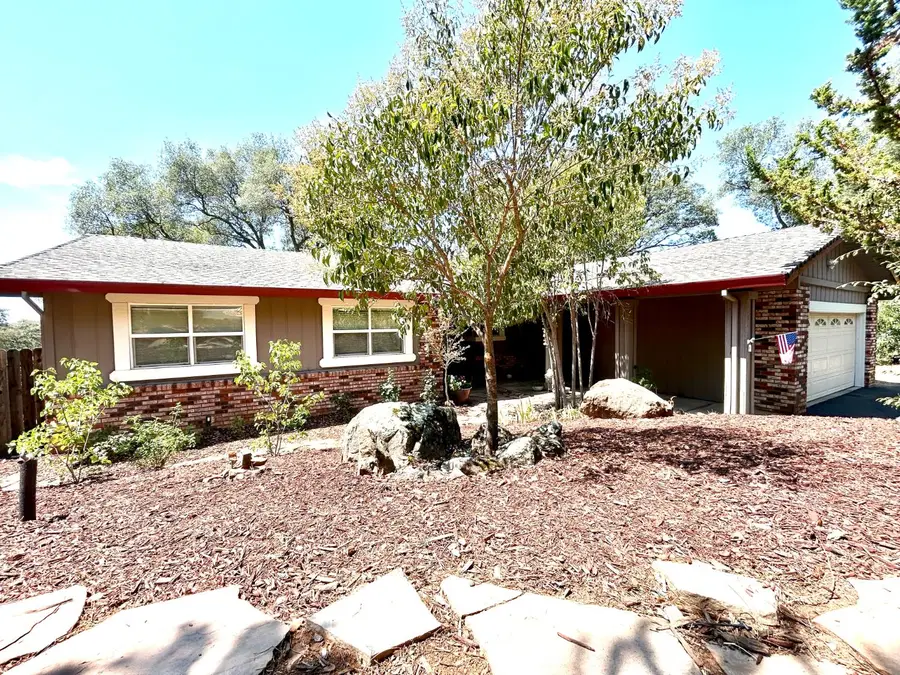 3952 Rustic Road, Cameron Park, CA 95682 - #2