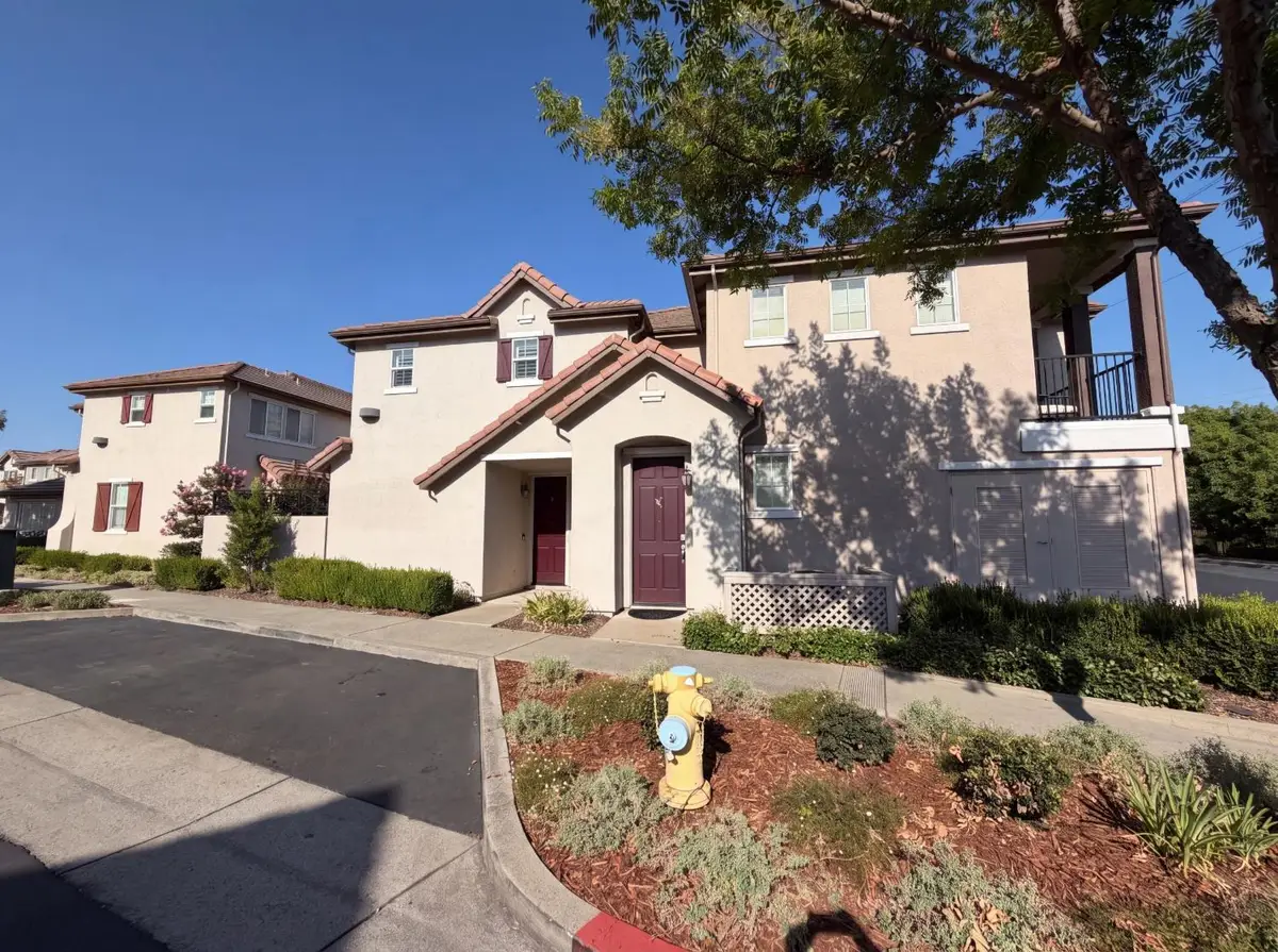 1302 Rivage Circle #1302, Folsom, CA 95630 - #1