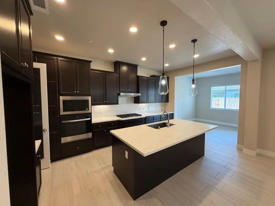 375 S Hot Springs Drive, Manteca, CA 95337 - #3