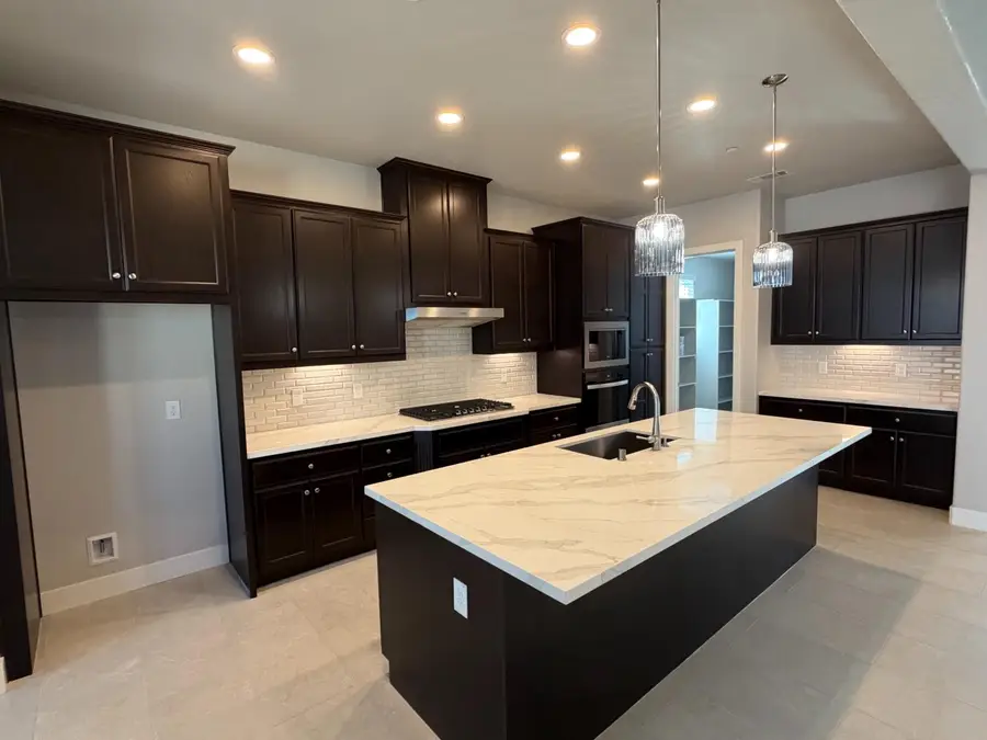 367 Hot Springs Drive, Manteca, CA 95337 - #3