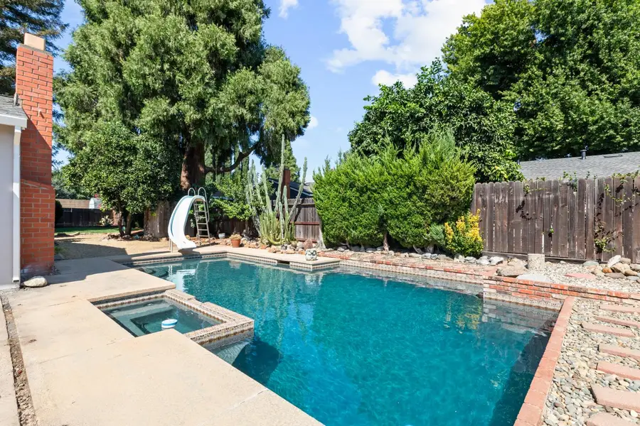 2809 Marmor Court, Sacramento, CA 95826 - #3
