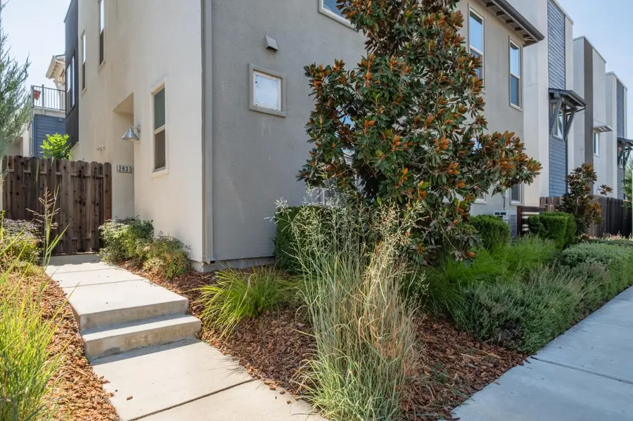 2633 3rd Street, Sacramento, CA 95818 - #2