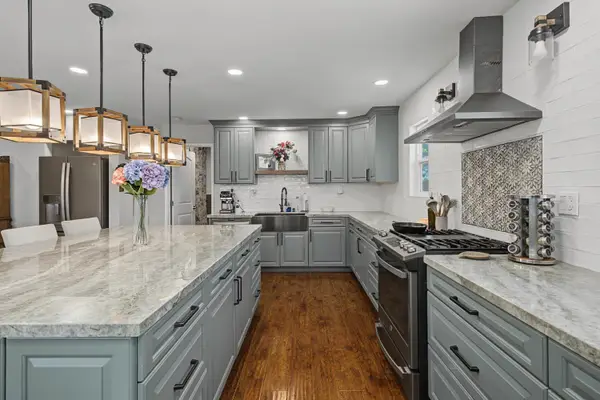 876 Placer Avenue, Manteca, CA 95336