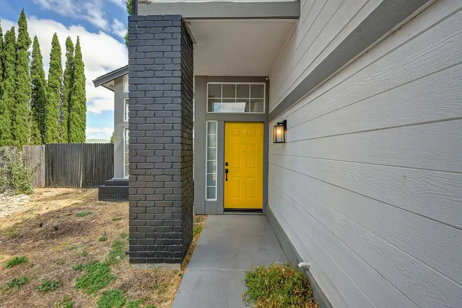 6431 Canyon Creek Way, Elk Grove, CA 95758 - #3